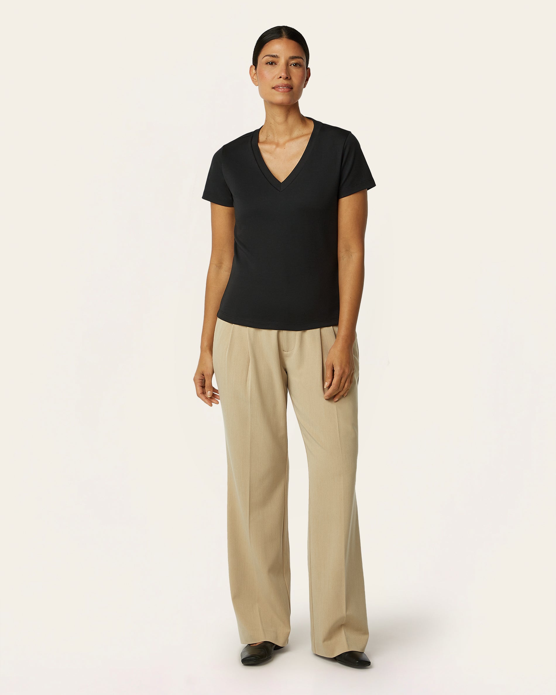 Interlock V-neck Slim T-shirt - Black